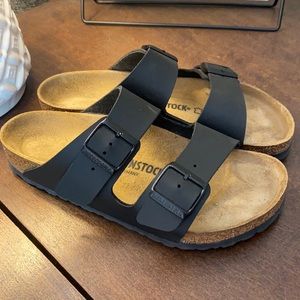 BIRKENSTOCK Women 8-8.5 Men 6-6.5